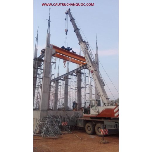 Cầu trục 20 tấn hàn quốc chế độ làm việc nặng fem 4m ngành thép 